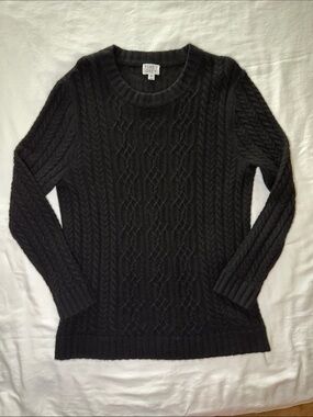 Tobey Grey Women’s Black Cable Knit Crewneck Sweater